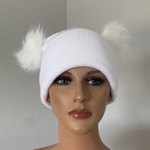 White Pom Pom beanie hat NEW